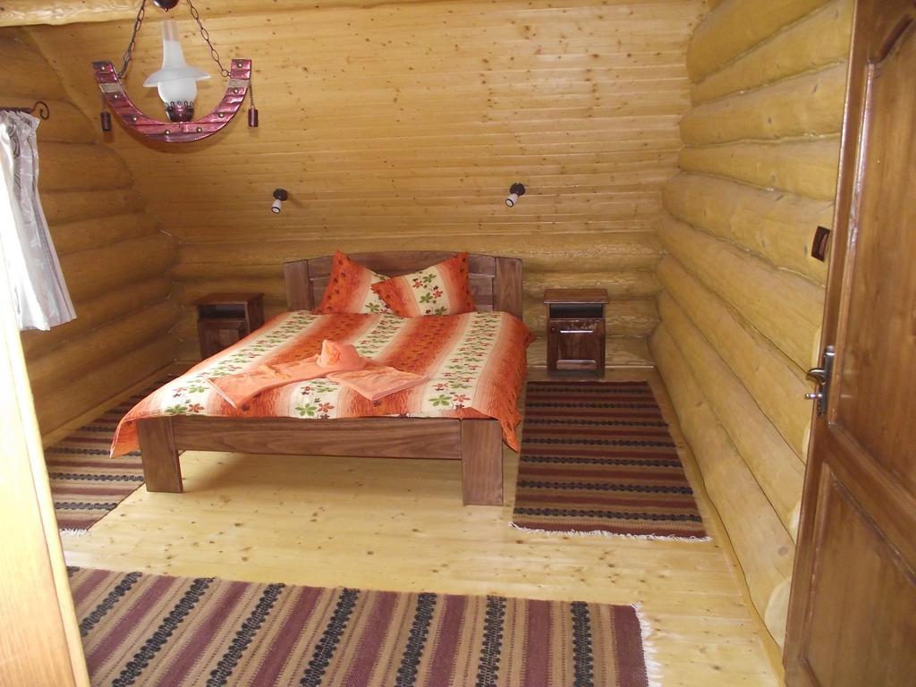 Cabana Piatra Runcului Vatra Moldoviţei 部屋 写真
